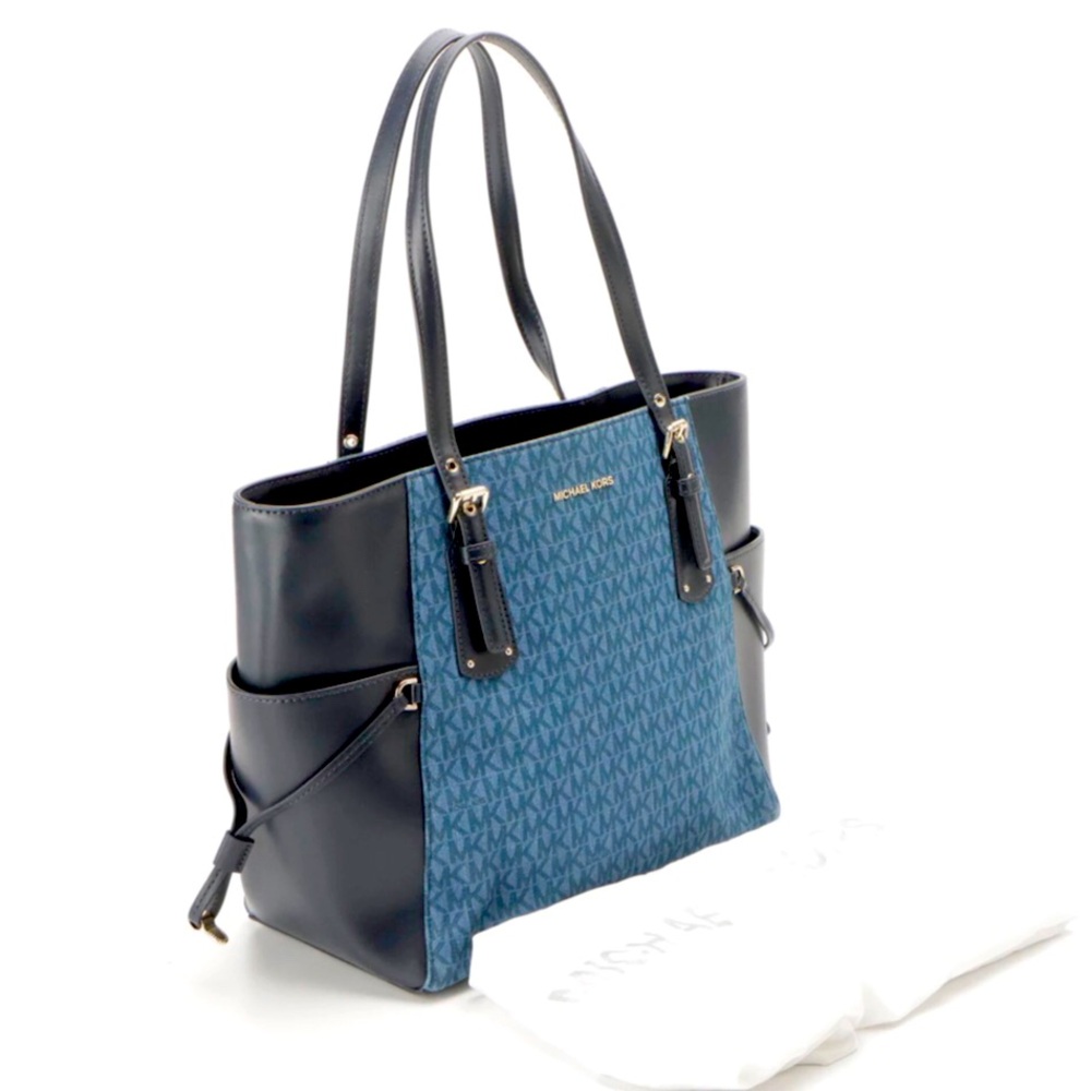 Michael Kors Voyager Tote